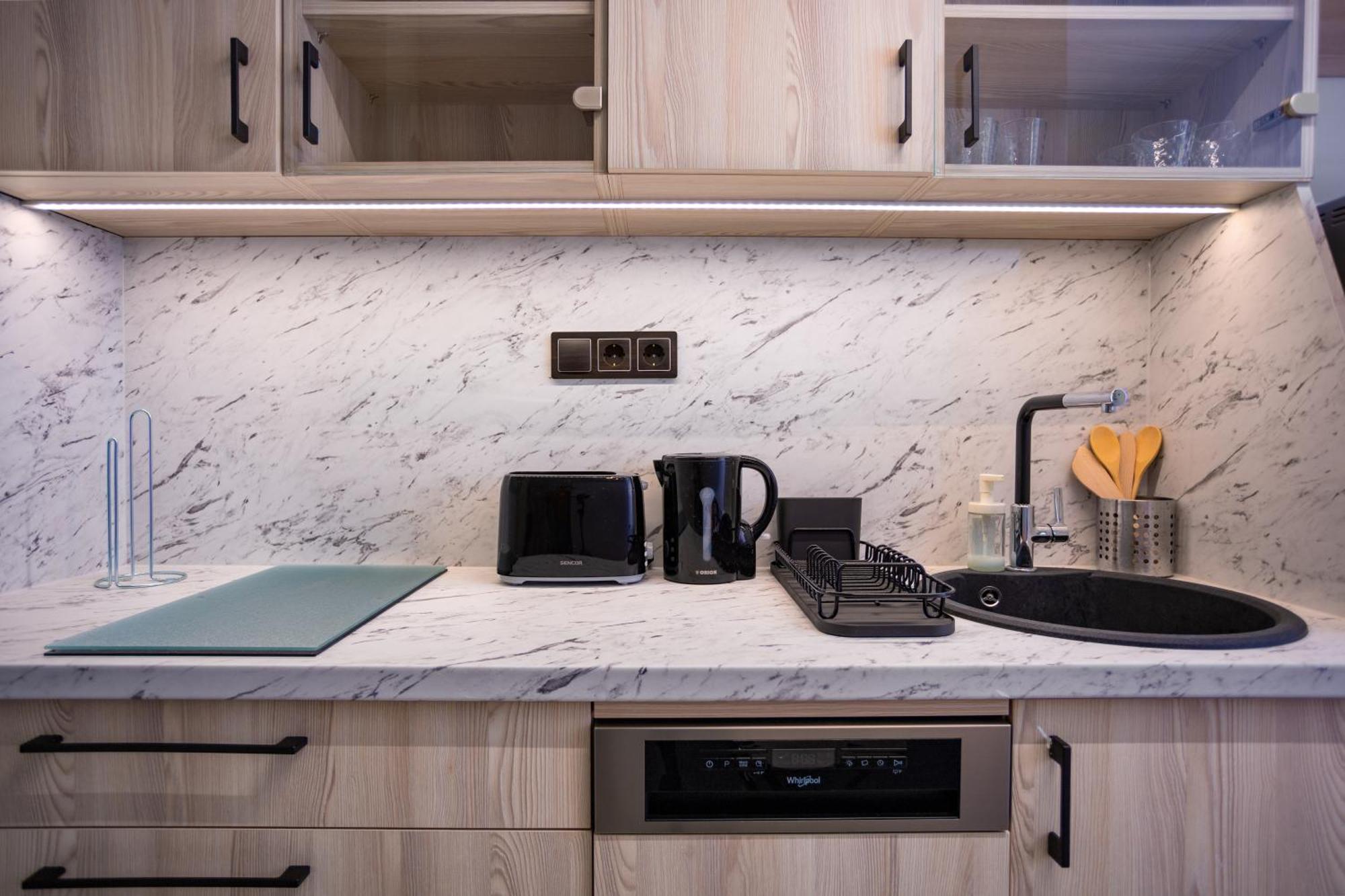 Relax Apartment By The Parliament بودابست المظهر الخارجي الصورة
